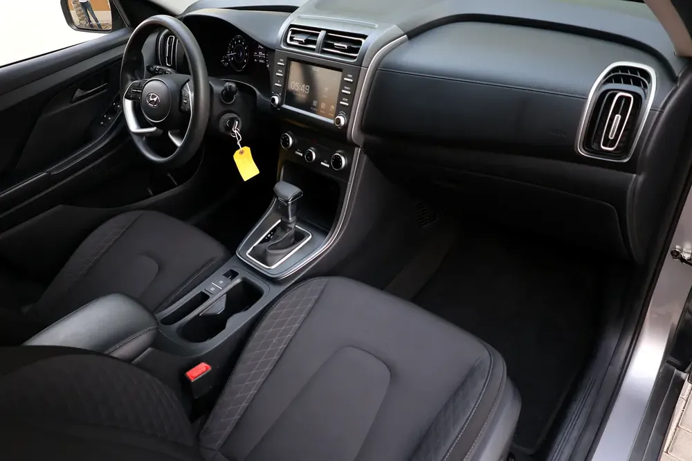 HYUNDAI CRETA COMFORT 1.5L - GCC SPECS - UNDER WARRANTY - FULL SERVICE HISTORY - ACCIDENT FREE - - Image 17