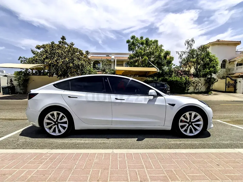 AED 1216/month | 2020 Tesla Model 3  | GCC Specs | Ref#463509 - Image 4