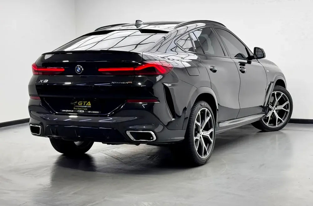 2021 BMW X6 xDrive40i M-Sport, Warranty, Full BMW Service History, Excellent Condition, GCC - Image 4