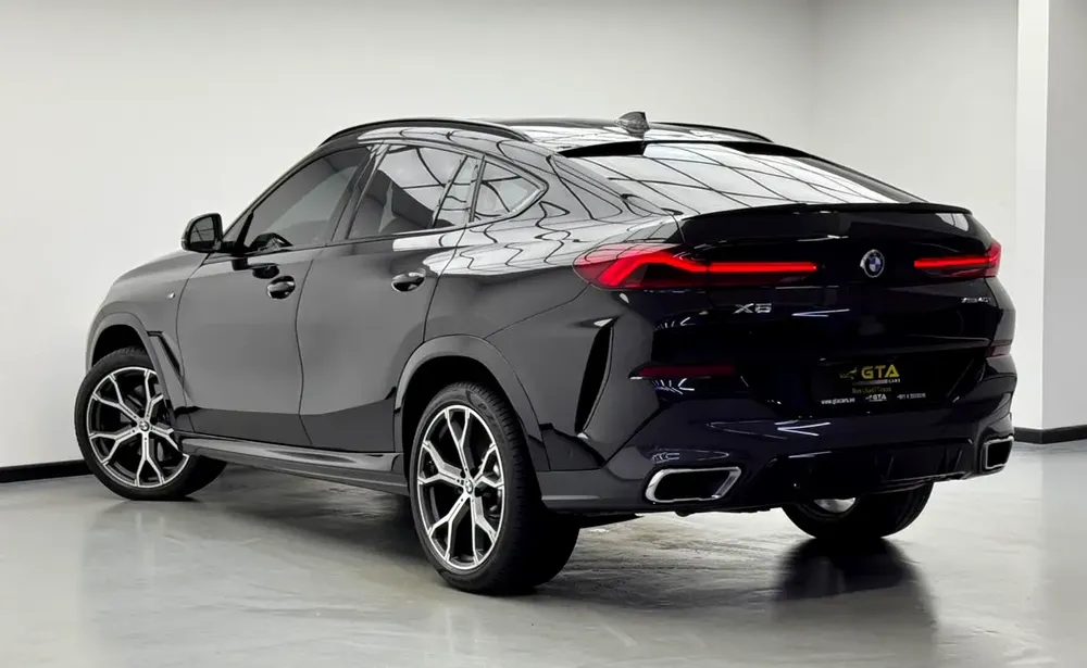 2021 BMW X6 xDrive40i M-Sport, Warranty, Full BMW Service History, Excellent Condition, GCC - Image 6
