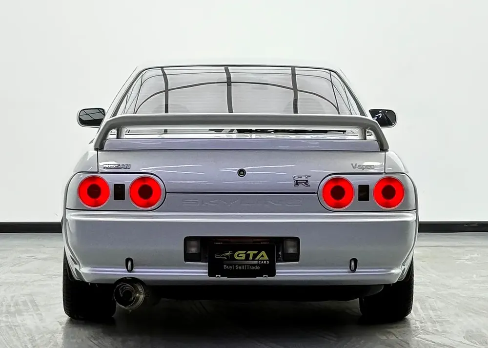 1993 Nissan Skyline GT-R ,Full Service history ,Excellent Condition ,GCC - Image 5