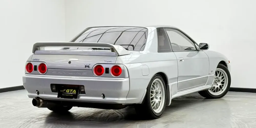 1993 Nissan Skyline GT-R ,Full Service history ,Excellent Condition ,GCC - Image 6