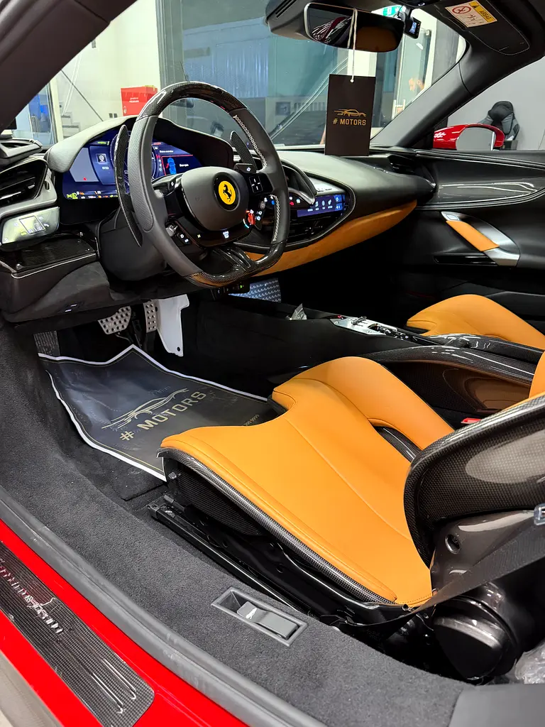 Ferrari SF90 SPIDER - Image 13