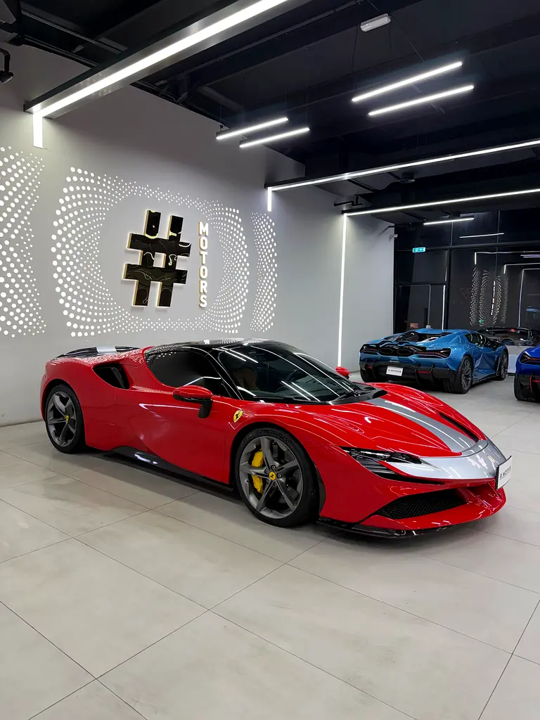 Ferrari SF90 SPIDER - Image 14
