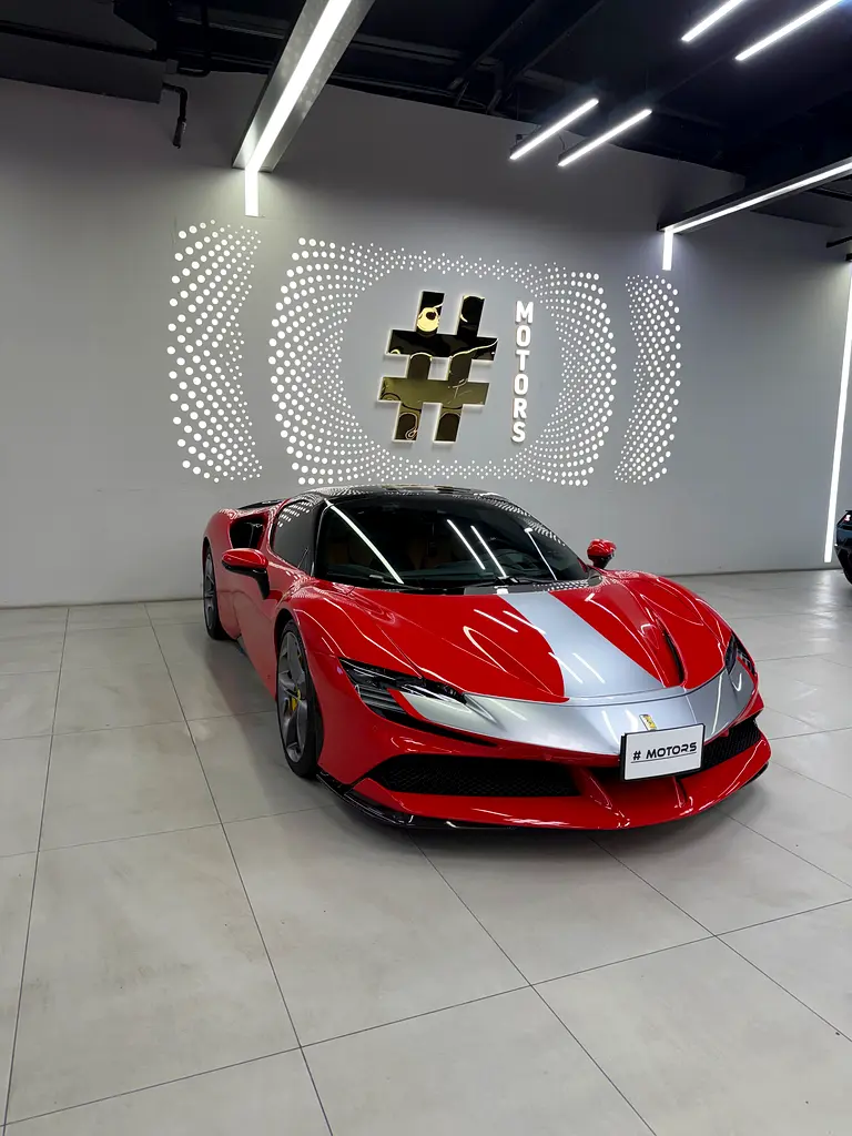 Ferrari SF90 SPIDER - Image 17