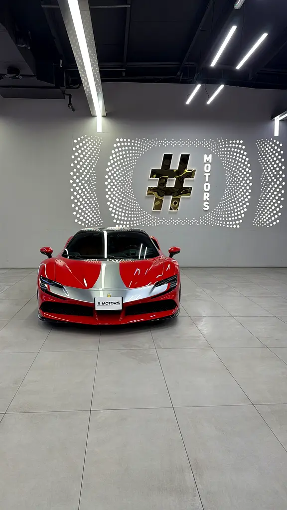 Ferrari SF90 SPIDER - Image 19