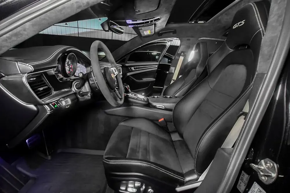 Aed 3,940/Month | Porsche Panamera GTS V8 (Custom Order Highly Specked) | Accidents Free | Warranty - Image 10