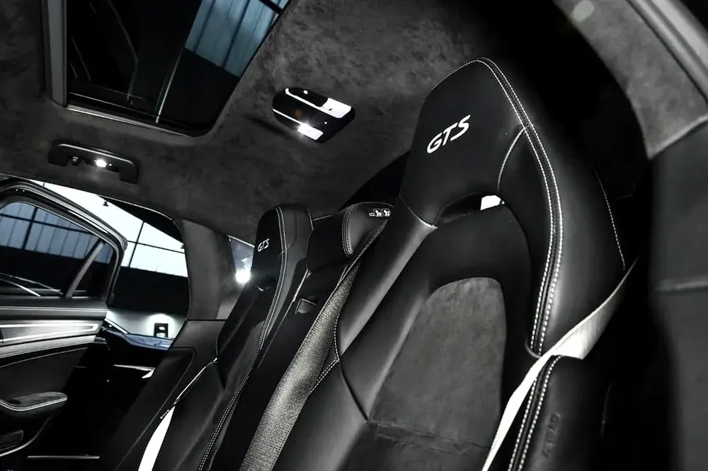 Aed 3,940/Month | Porsche Panamera GTS V8 (Custom Order Highly Specked) | Accidents Free | Warranty - Image 8