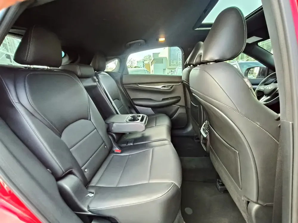 2023 Infiniti QX55 Essential Under warranty GCC Specs - Image 14