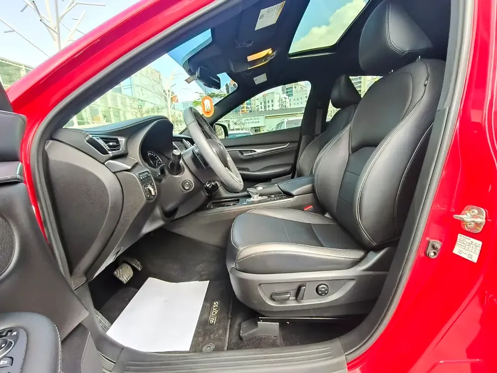 2023 Infiniti QX55 Essential Under warranty GCC Specs - Image 9