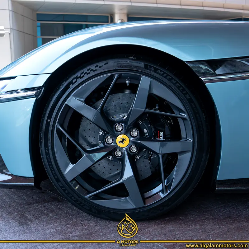 2025  FERRARI 12CILINIDRI ( CARBON BODY KIT ) BRAND NEW - Image 14