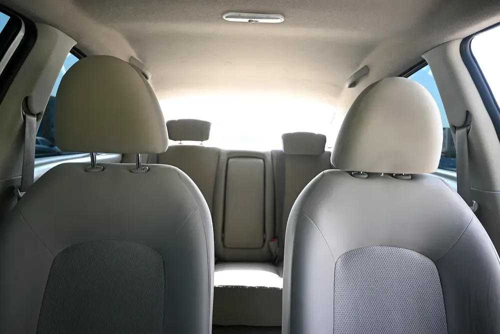 0% DP - APPLE CARPLAY - NISSAN SUNNY SV - GCC SPECS - Image 17