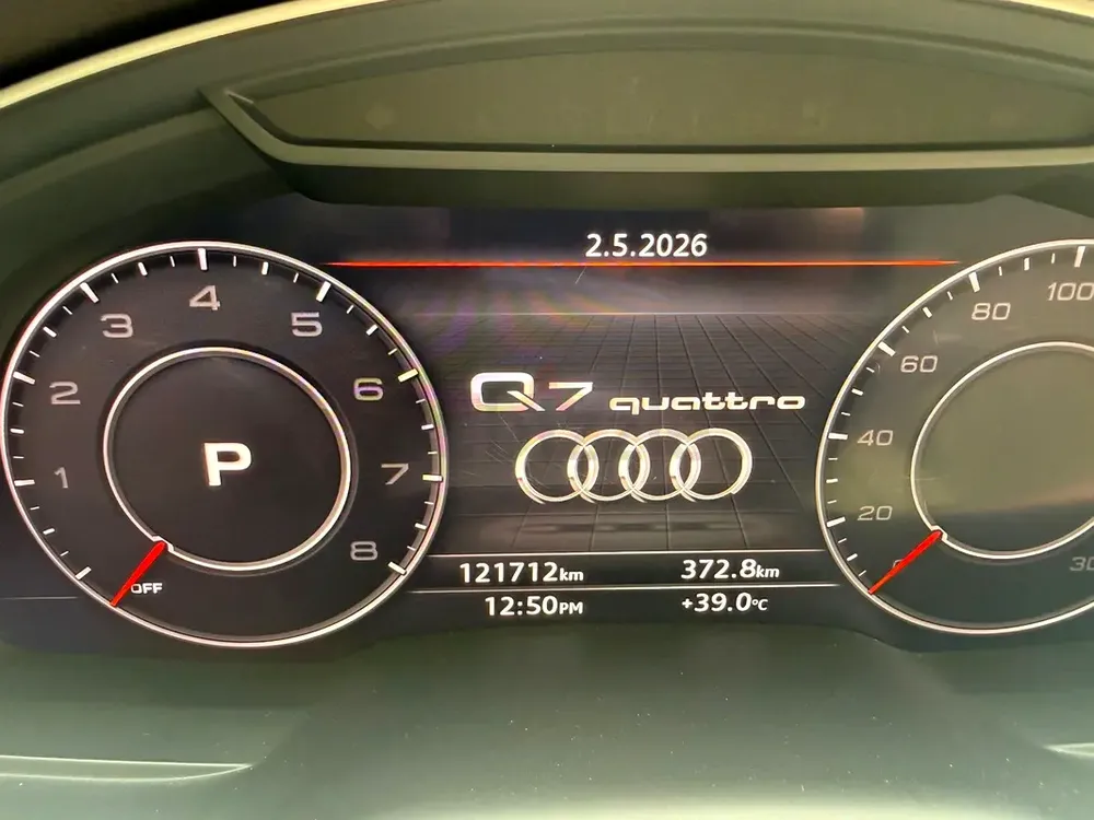 Audi Q7 45 TFSI Quatro Sline - Image 12