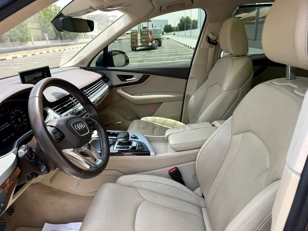 Audi Q7 45 TFSI Quatro Sline - Image 8