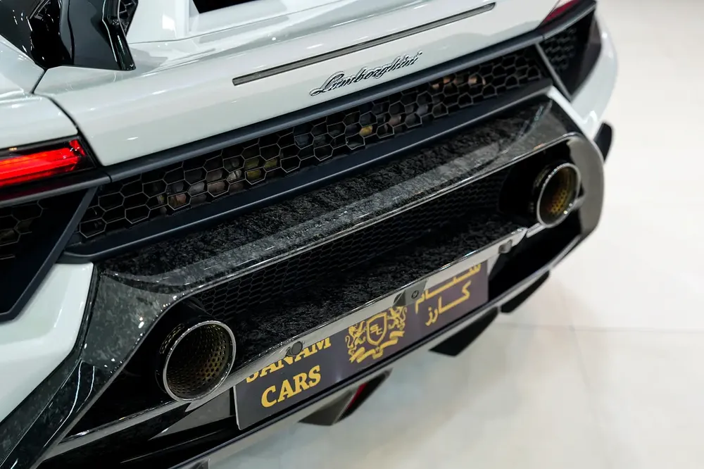 2018 Lamborghini Performante Spyder, ALA Aerodynamics, Lift System, Forged Composites, GCC Spec!! - Image 14