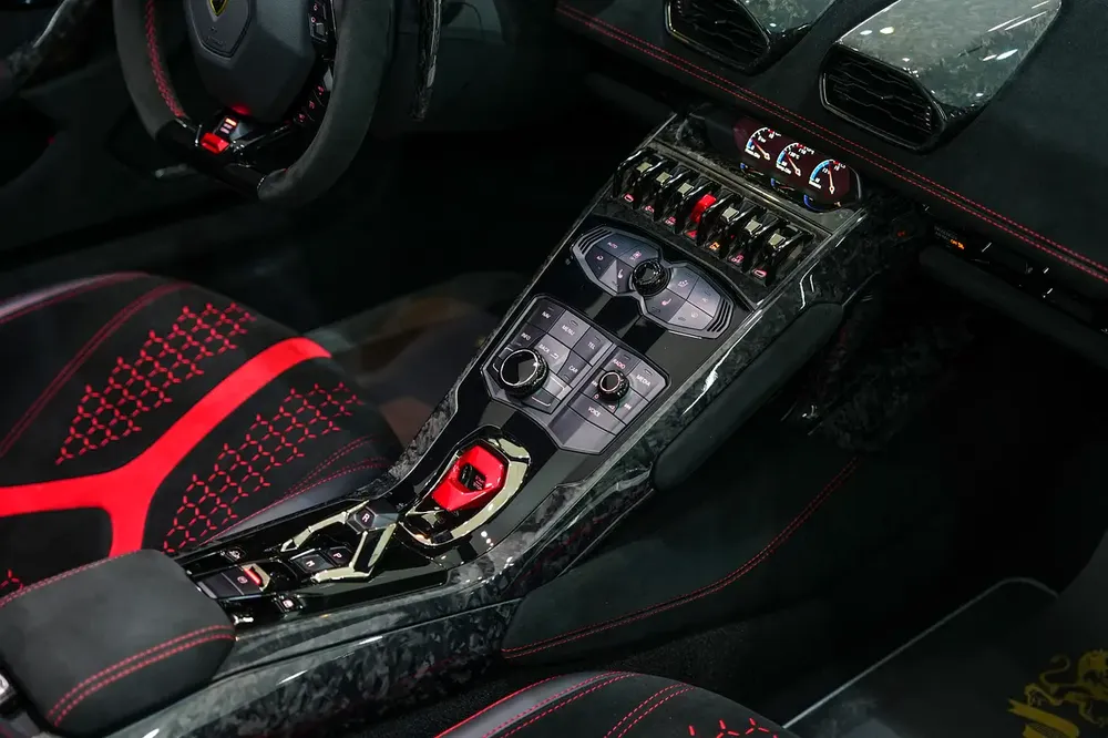 2018 Lamborghini Performante Spyder, ALA Aerodynamics, Lift System, Forged Composites, GCC Spec!! - Image 5