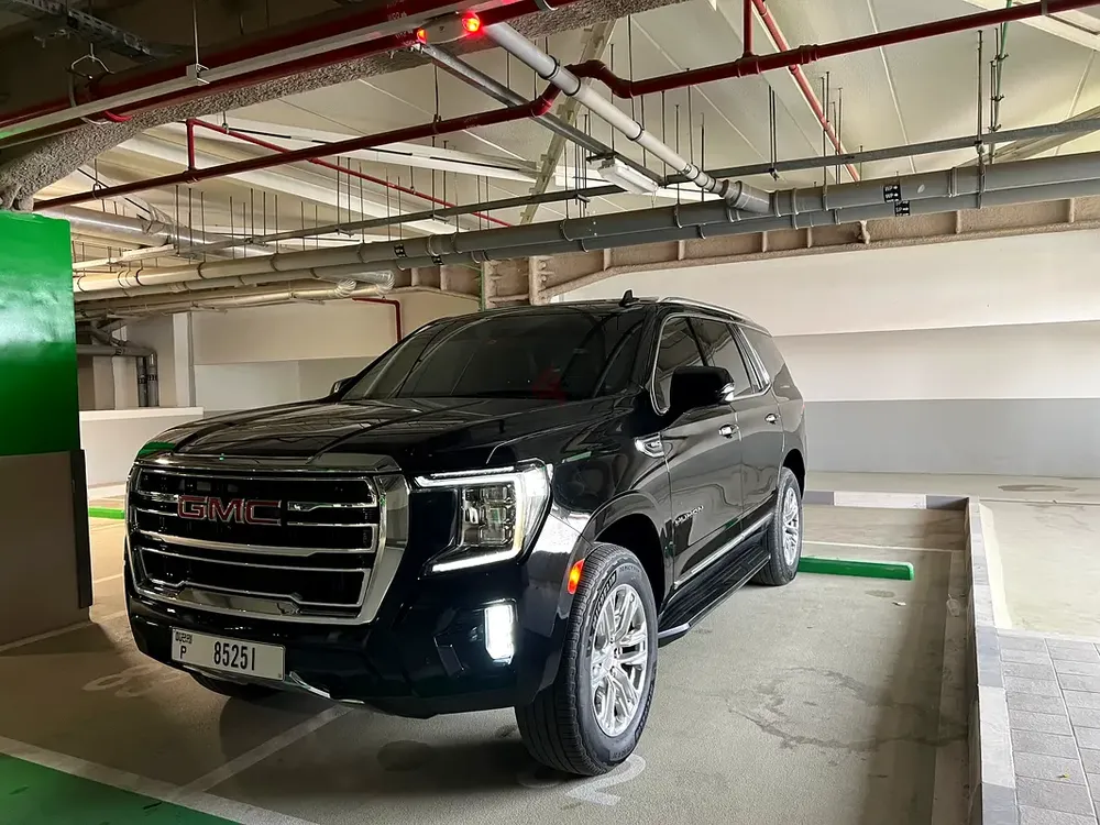 GMC Yukon SLT 2021 GCC Specs under warranty full agency service history top options original paint - Image 11