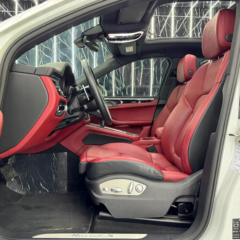 2024 Porsche Macan S - GCC Specs - Excellent,Warranty Til 10/2028 - Image 13