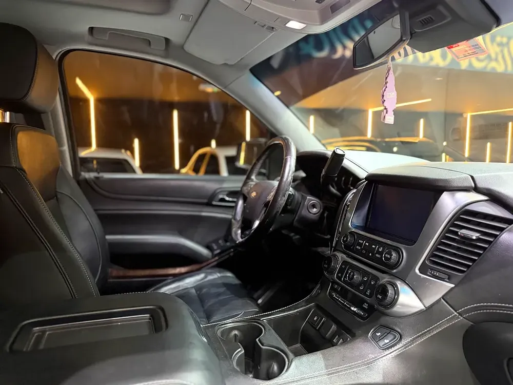 Chevrolet Tahoe 2018 - Full Service History - Clean Car - Image 10
