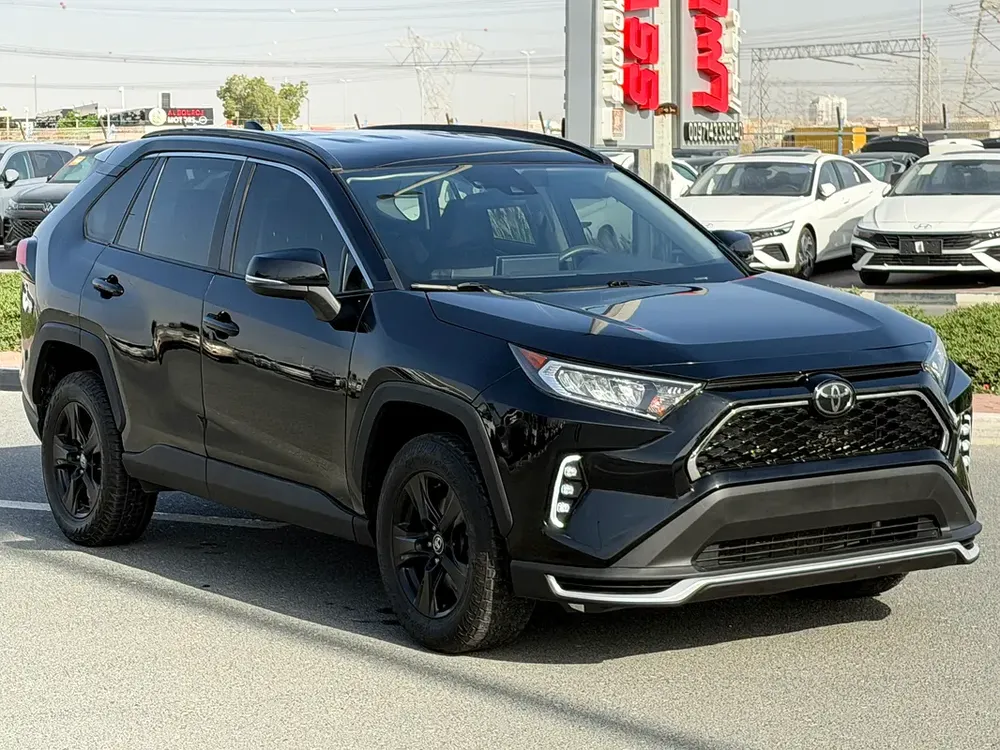 2020 Toyota RAV4 XLE AWD - American Specs - GCC Ready - Image 4