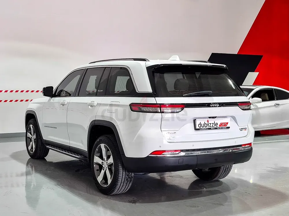 AED 1976/month | 2022 Jeep Grand Cherokee  | GCC Specs | Ref#468065 - Image 8