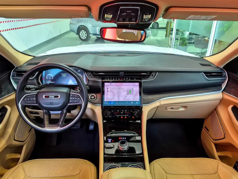 AED 1976/month | 2022 Jeep Grand Cherokee  | GCC Specs | Ref#468065 - Image 9