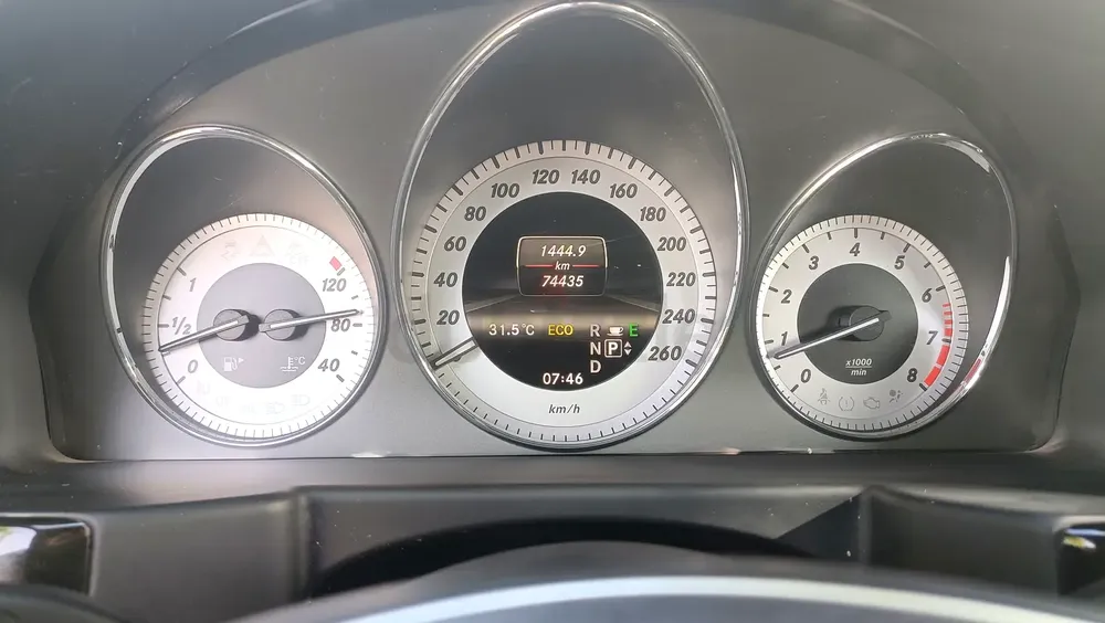 Mercedes GLK350 Designo Édition | Perfect Condition - Image 7