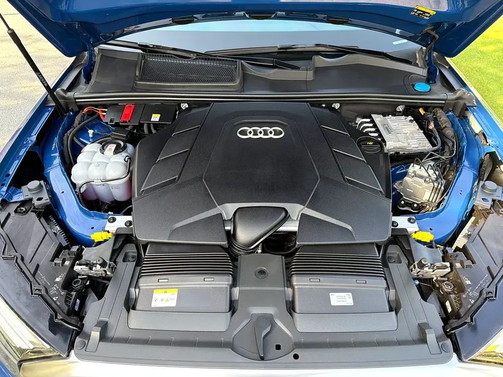 GCC AUDI Q7  PROGRESS PLUS I 5 YEARS WARRANTY SERVICE CONTRACT - Image 18