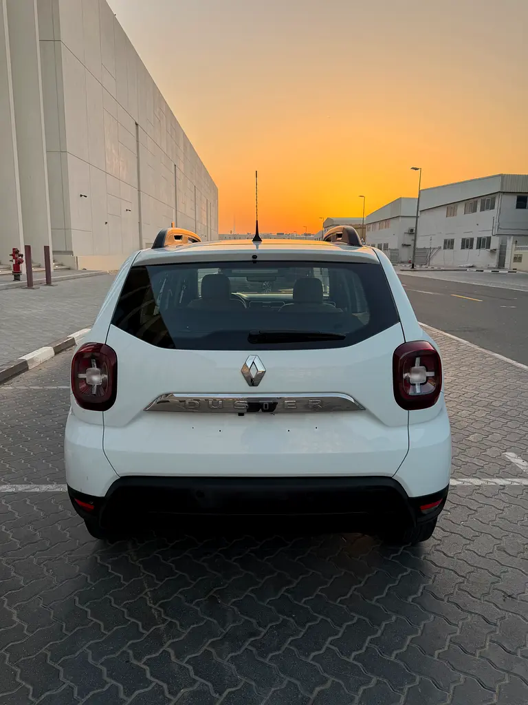 Renault Duster LE  2020 Gcc Specs Accident Free original point - Image 12