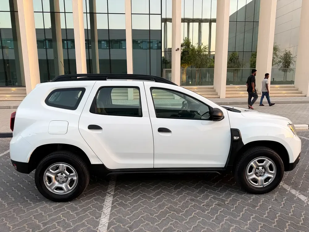 Renault Duster LE  2020 Gcc Specs Accident Free original point - Image 13