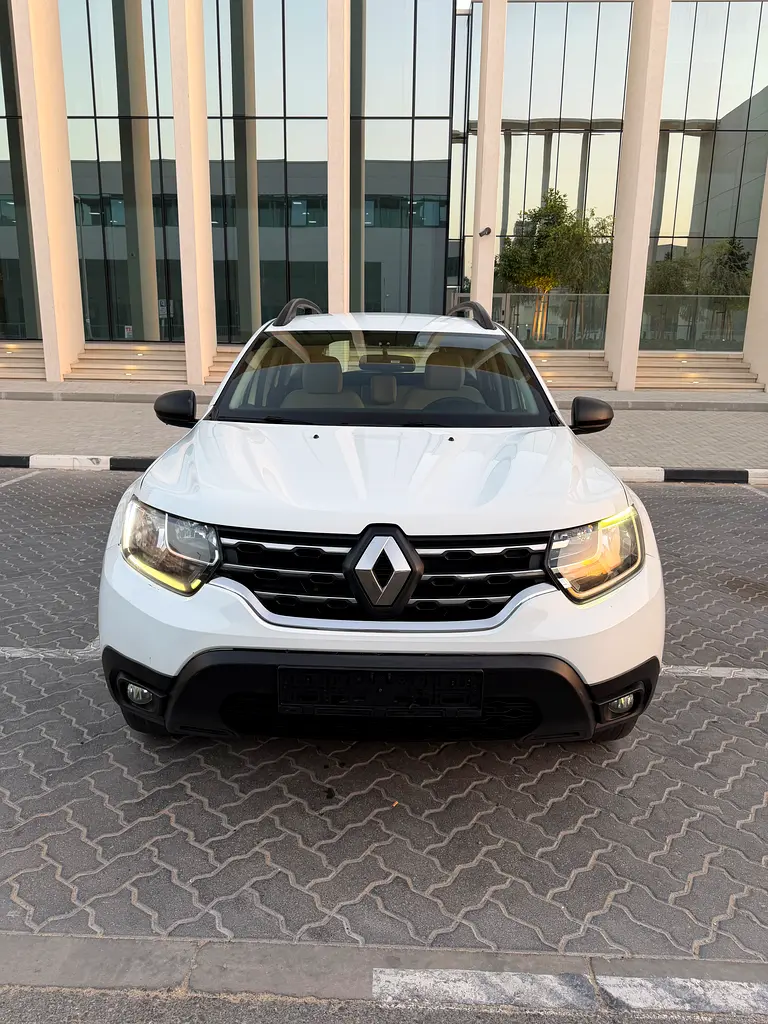 Renault Duster LE  2020 Gcc Specs Accident Free original point - Image 7
