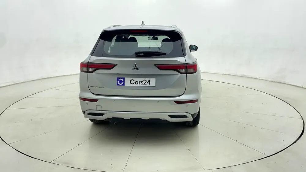 AED 1,504/m | Manufacturer Warranty | Service History | MITSUBISHI OUTLANDER 2024 - Image 4
