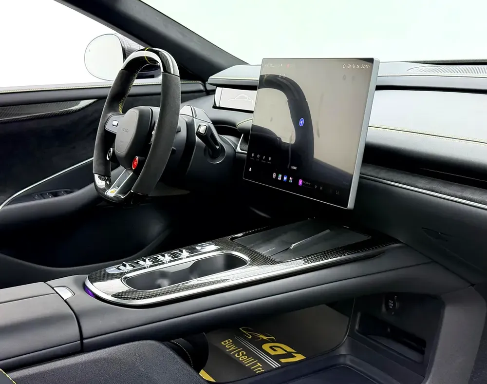 2025 Xiaomi SU7 Ultra, Warranty, Excellent Condition ,Full Carbon Spec - Image 14