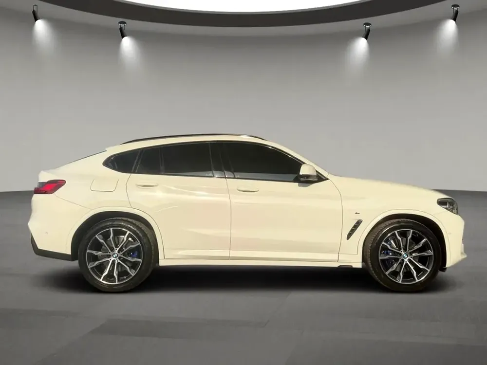 2021 BMW X4 M Sport - Full Option! - Image 4