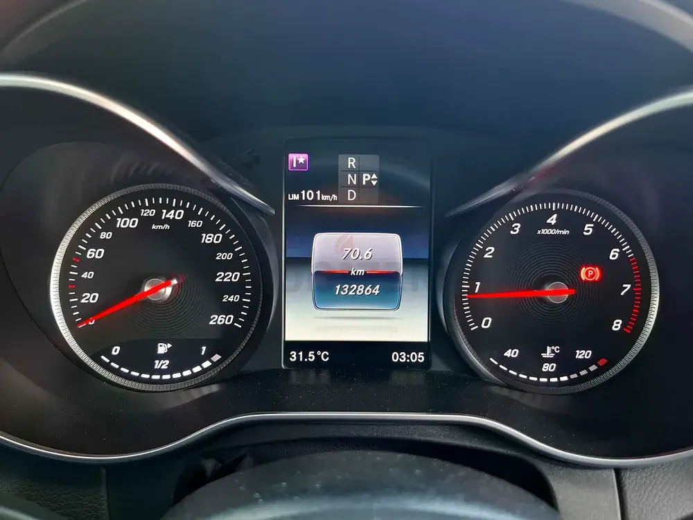 AED 1445/month | 2017 Mercedes-Benz C-Class C200 | GCC Specs | Ref#450817 - Image 14