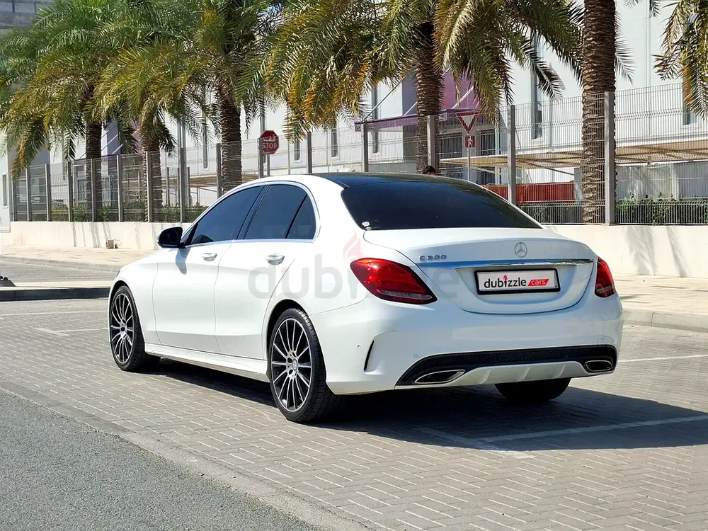 AED 1445/month | 2017 Mercedes-Benz C-Class C200 | GCC Specs | Ref#450817 - Image 8