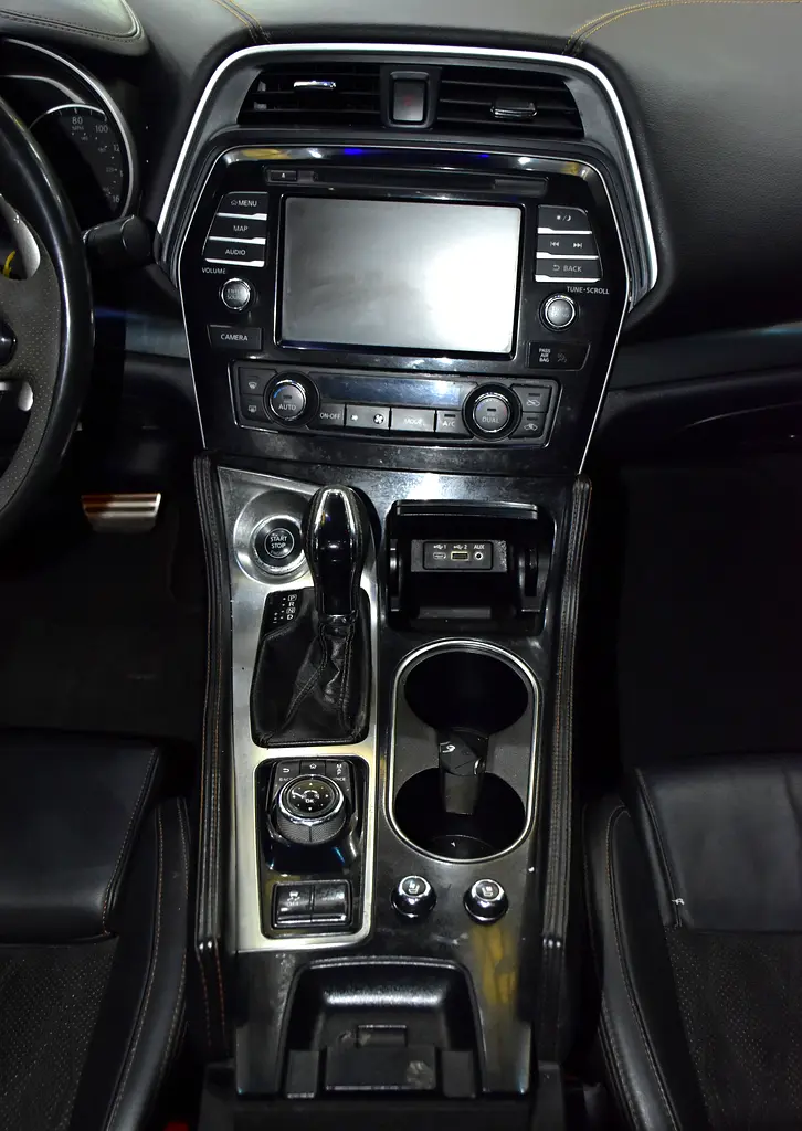 EXCELLENT DEAL for our Nissan Maxima SR ( 2020 Model ) in Black Color American Specs - Image 17