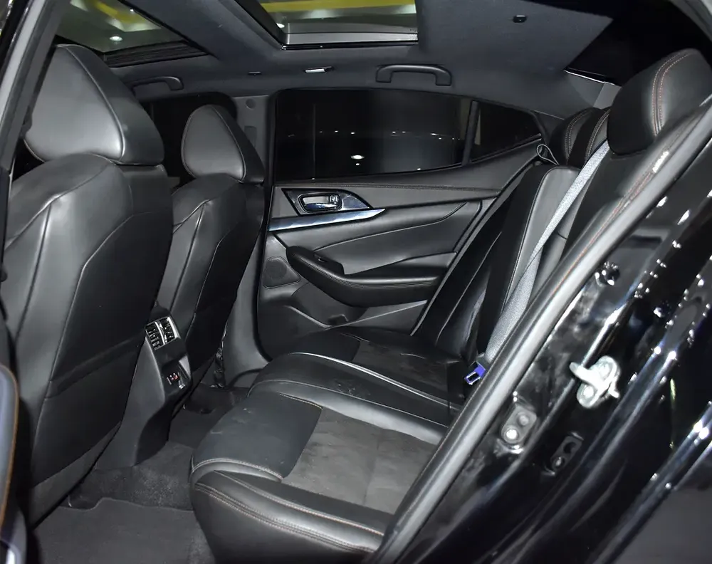 EXCELLENT DEAL for our Nissan Maxima SR ( 2020 Model ) in Black Color American Specs - Image 18