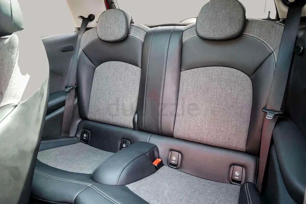 AED 677/month | 2019 MINI Cooper Cooper | GCC Specs | Ref#375036 - Image 13