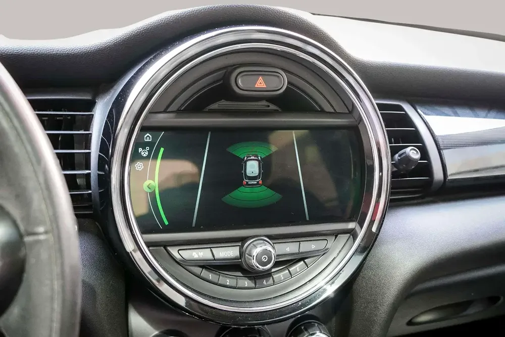 AED 677/month | 2019 MINI Cooper Cooper | GCC Specs | Ref#375036 - Image 14