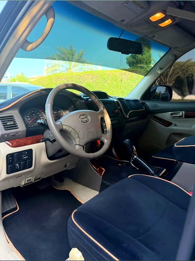 Toyota Prado VX 2009 GCC Specs - Well Maintained - Image 5