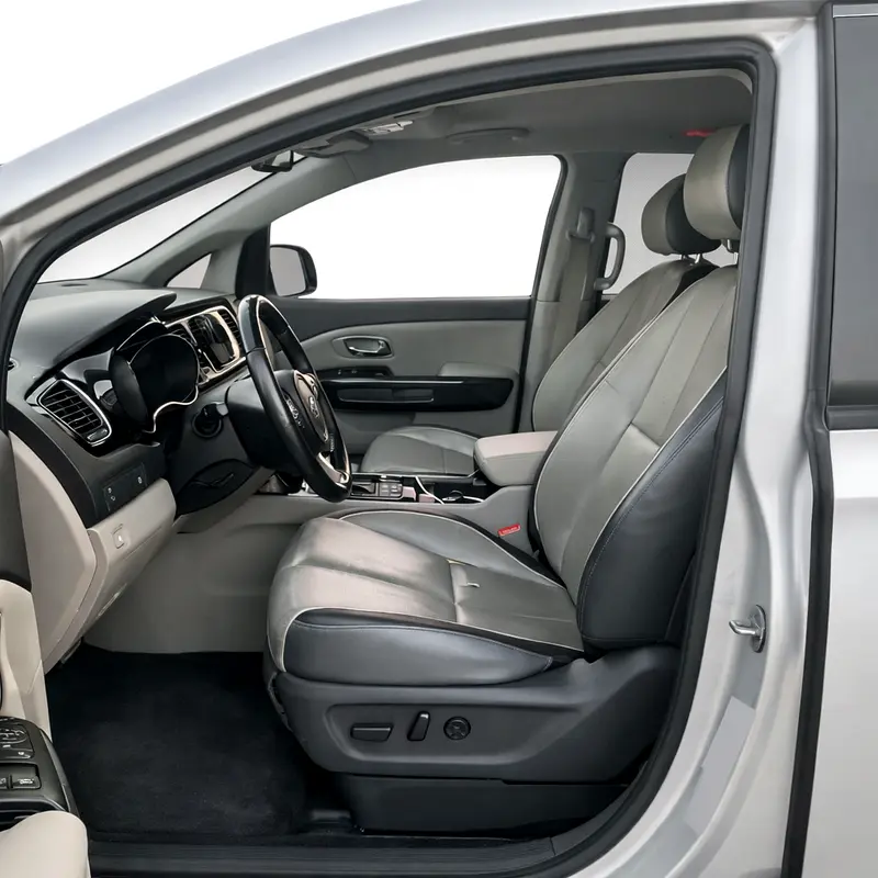 2019 KIA GRAND CARNIVAL| GCC SPEC | Full Option | Top Trim | Luxury 8-seater | - Image 14