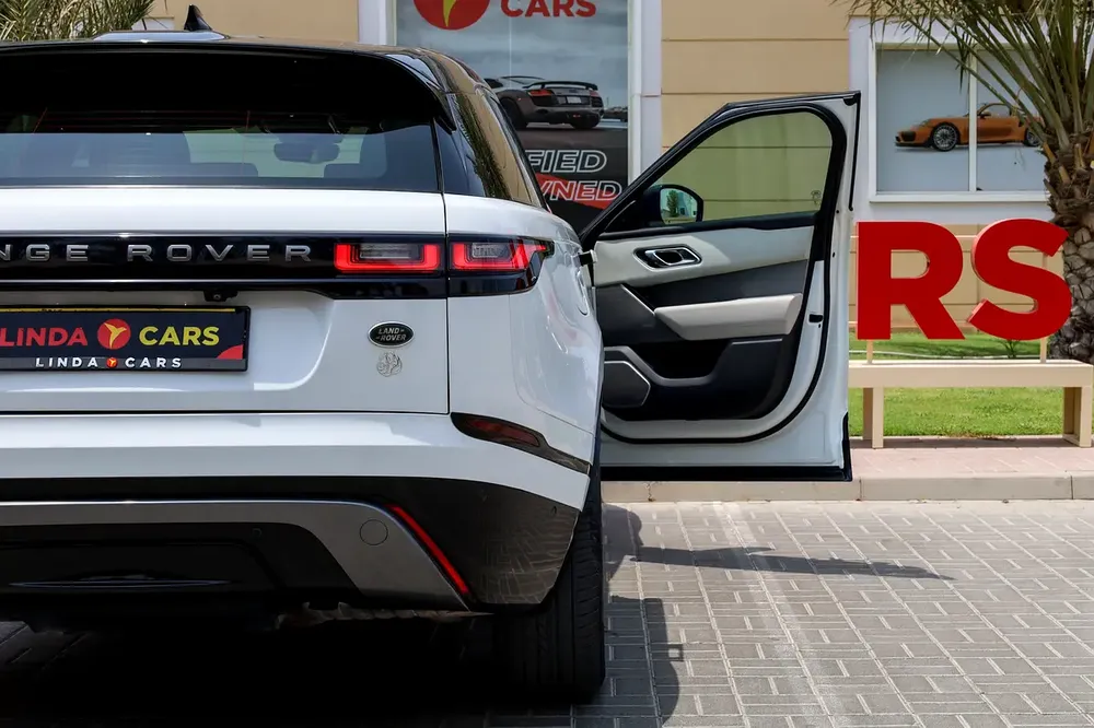 Warranty | Flexible D.P. | Range Rover Velar P250 R-Dynamic SE 2018 GCC - Image 5