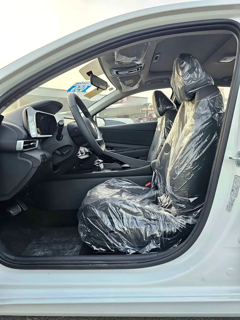 Hyundai Elantra 2025 Elite Edition - Chinese Specs - Brand New Condition - Image 17