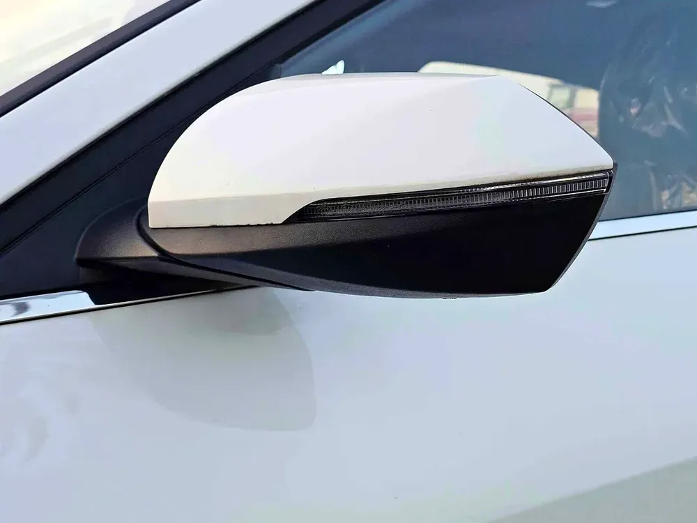 Hyundai Elantra 2025 Elite Edition - Chinese Specs - Brand New Condition - Image 9