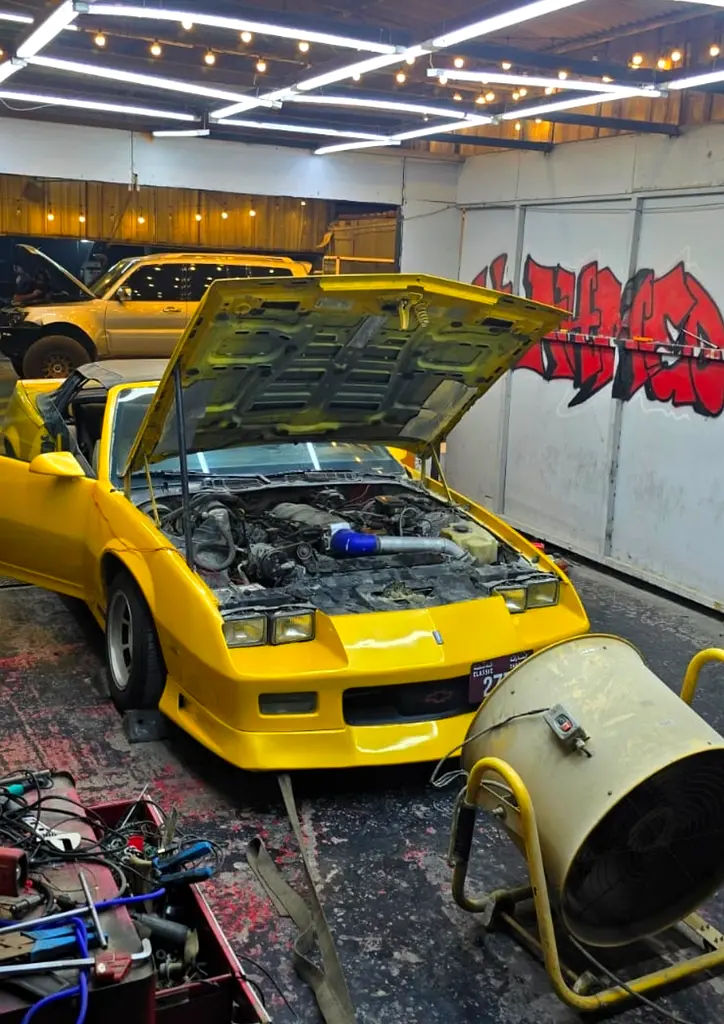 1988 Chevrolet Camaro SS - Japanese Specs - Image 11