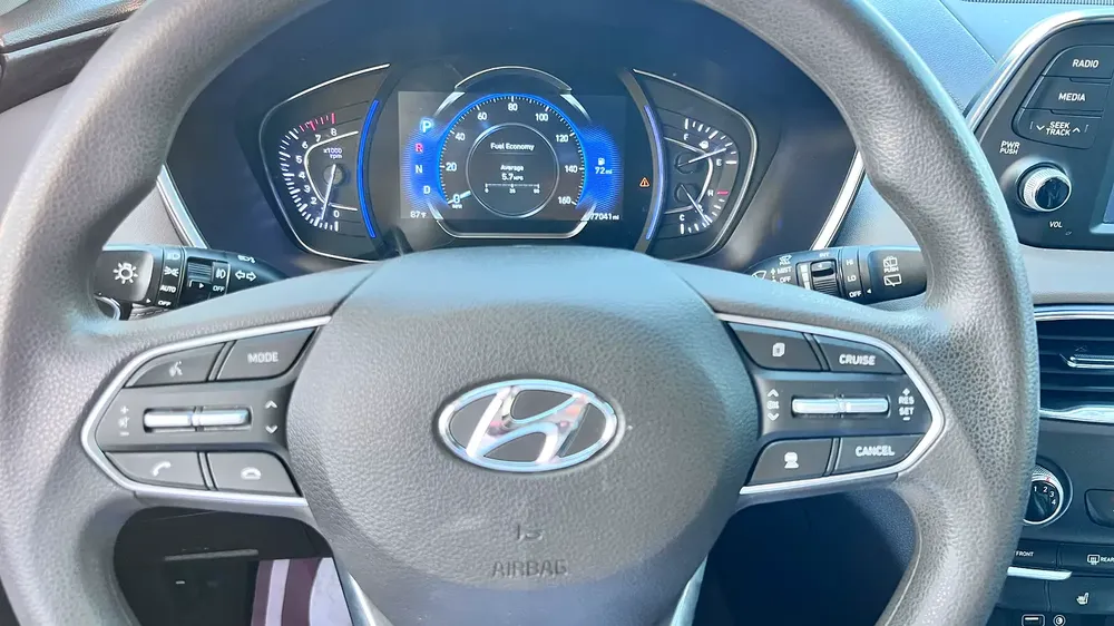 2020 Hyundai Santafe Super Clean - Image 18