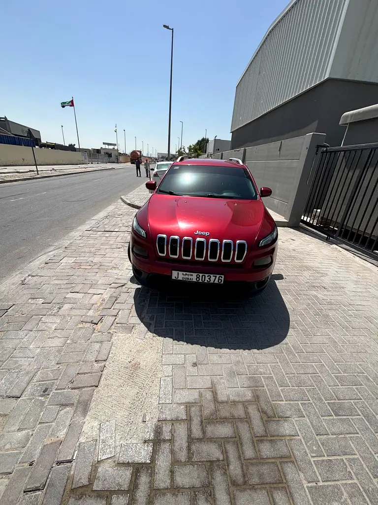 Jeep Cherokee Longitude Plus Edition 2015 GCC Specs - Image 5