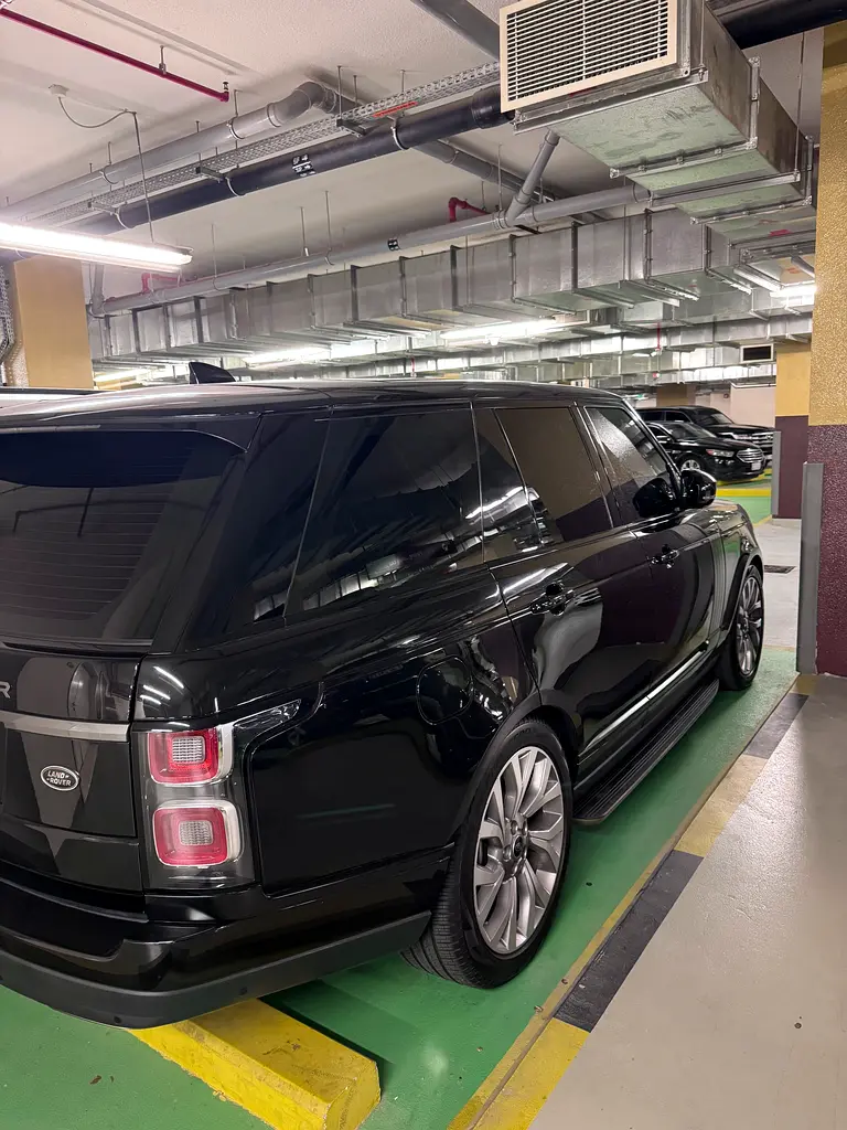2021 Range Rover HSE | 58K KM | Brand New Engine | Warranty | No Accidents | GCC - Image 4