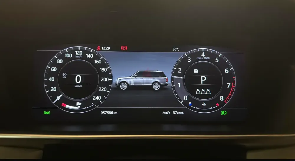 2021 Range Rover HSE | 58K KM | Brand New Engine | Warranty | No Accidents | GCC - Image 5